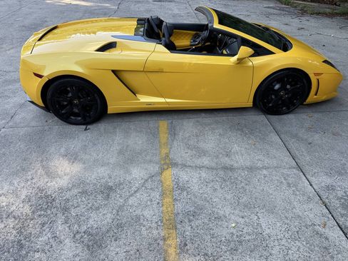 Used 2011 Lamborghini Gallardo LP 560-4 AWD/4WD image 7