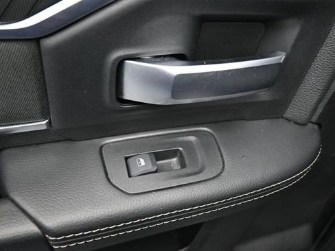 Used 2025 RAM 2500 Big Horn AWD/4WD image 31