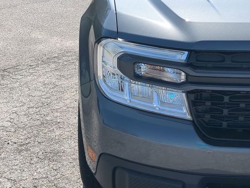 Certified 2024 Ford Maverick XLT w/ XLT Luxury Package image 8