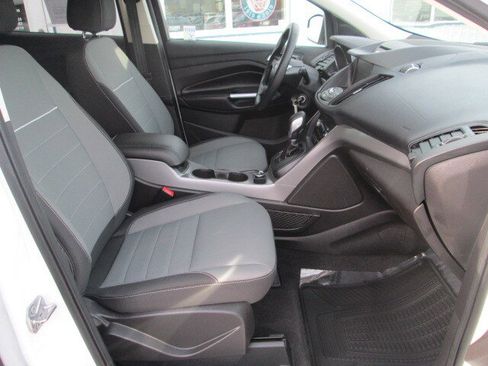 Used 2015 Ford Escape SE w/ Equipment Group 201A image 14