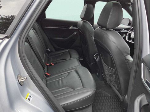 Used 2018 Audi Q3 2.0T Premium Plus w/ S Line Competition Package FWD image 19