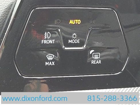 New 2025 Volkswagen GTI SE image 17