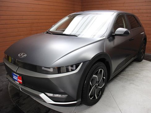 Used 2024 Hyundai Ioniq 5 SEL image 5