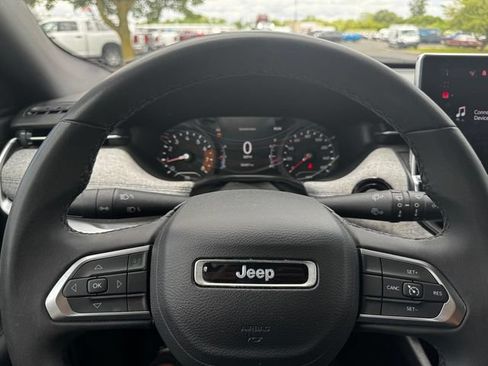 Certified 2024 Jeep Compass Latitude AWD/4WD image 21