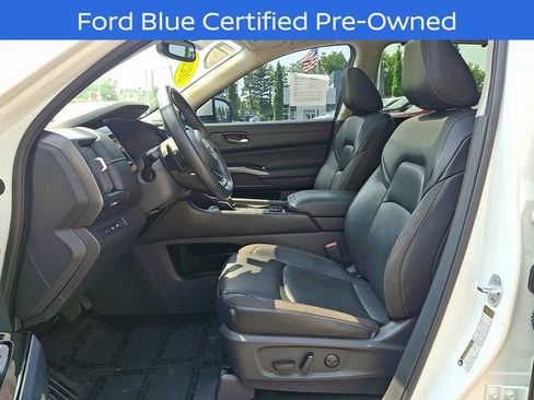 Used 2022 Nissan Pathfinder SL w/ SL Premium Package AWD/4WD image 17