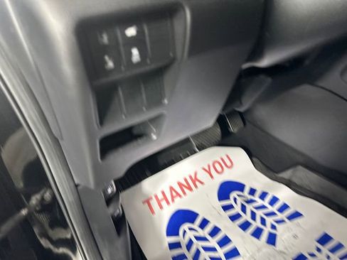 Used 2018 Honda CR-V Touring image 23