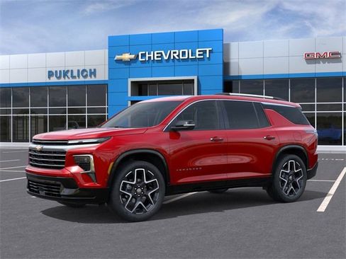 New 2026 Chevrolet Traverse High Country image 2