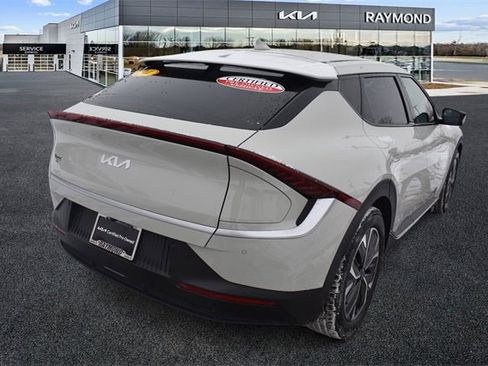 Used 2024 Kia EV6 Light image 3