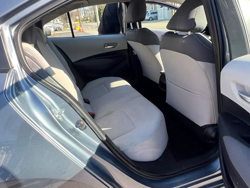 Used 2021 Toyota Corolla LE FWD image 28