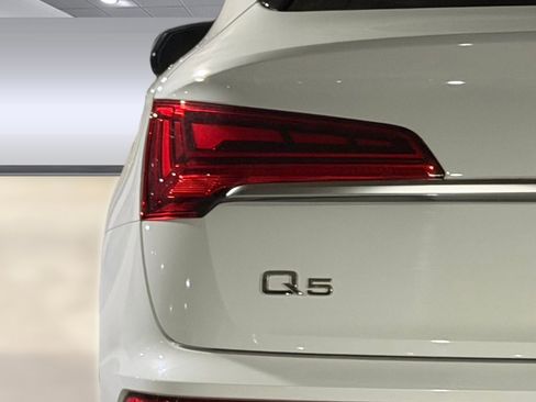 Certified 2023 Audi Q5 2.0T Premium Plus AWD/4WD image 13