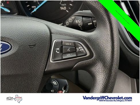 Used 2018 Ford Escape SE FWD image 14