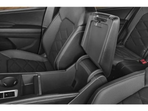 Used 2024 Volkswagen Atlas SE image 17