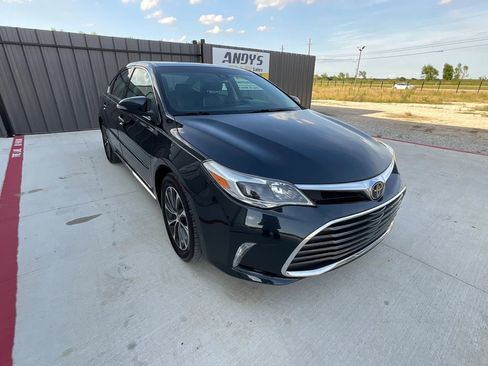 Used 2017 Toyota Avalon XLE Premium w/ All Weather Liner Package FWD image 20