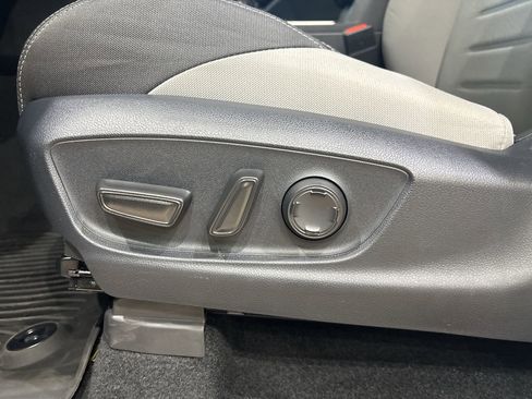 New 2025 Toyota Tacoma TRD Off-Road image 12