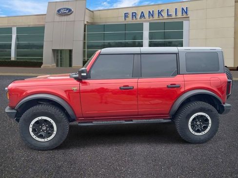 Used 2023 Ford Bronco Badlands w/ Sasquatch Package image 4