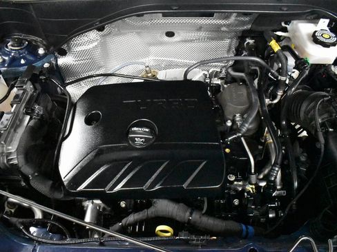 Used 2023 Buick Encore GX Essence w/ Experience Buick Package image 10