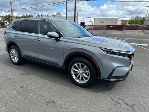 Used 2025 Honda CR-V EX image 8