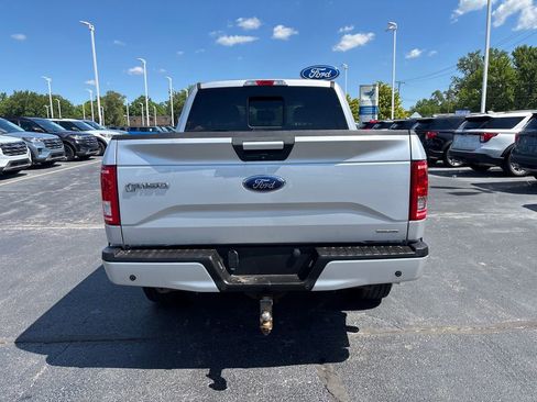 Used 2015 Ford F150 XLT w/ Equipment Group 302A Luxury AWD/4WD image 8