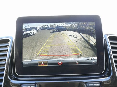 Used 2018 Mercedes-Benz GLE 350 4MATIC w/ Premium 1 Package image 55