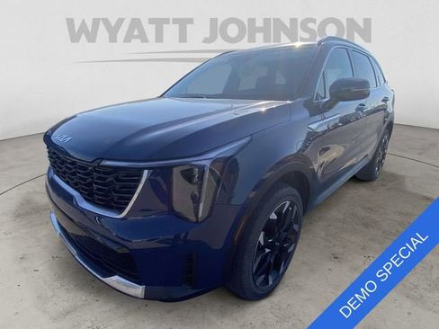 Certified 2026 Kia Sorento EX image 1