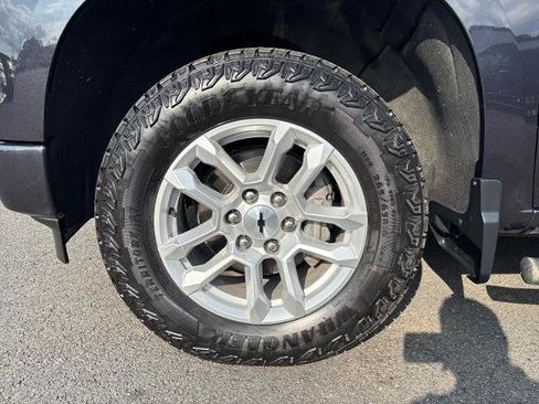 Used 2023 Chevrolet Silverado 1500 RST w/ Z71 Off-Road Package AWD/4WD image 10