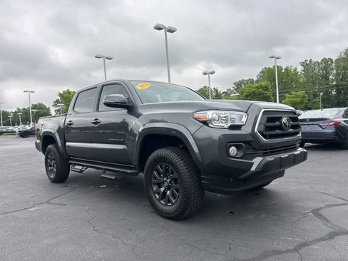 Used 2023 Toyota Tacoma SR5 w/ Technology Package AWD/4WD image 4