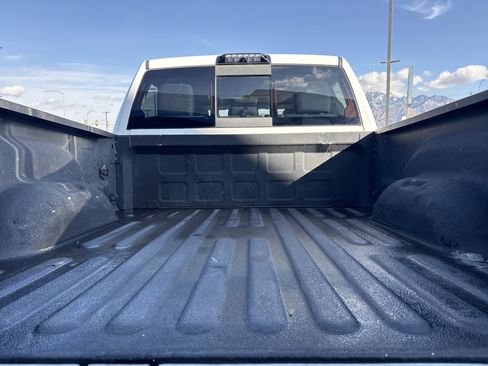 Used 2016 RAM 3500 Big Horn image 25