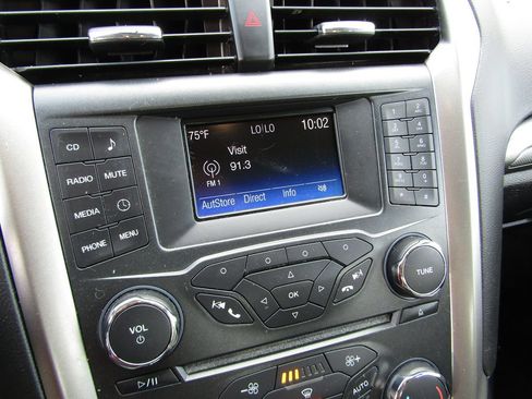 Used 2018 Ford Fusion S FWD image 15
