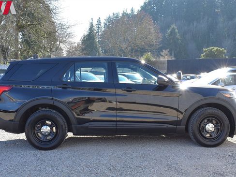 Used 2023 Ford Explorer 4WD Police Interceptor image 6