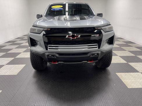 Used 2024 Chevrolet Colorado ZR2 AWD/4WD image 7