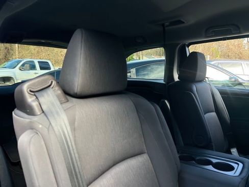 Used 2020 Honda Odyssey EX image 29