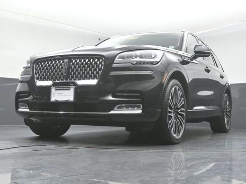 Certified 2023 Lincoln Aviator Black Label AWD/4WD image 38