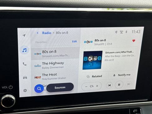 Used 2025 Toyota Camry LE image 24