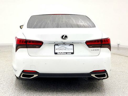 Used 2022 Lexus LS 500 w/ Accessory Package (Z2) RWD image 6