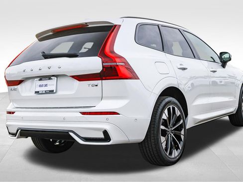 New 2026 Volvo XC60 T8 Plus AWD/4WD image 5
