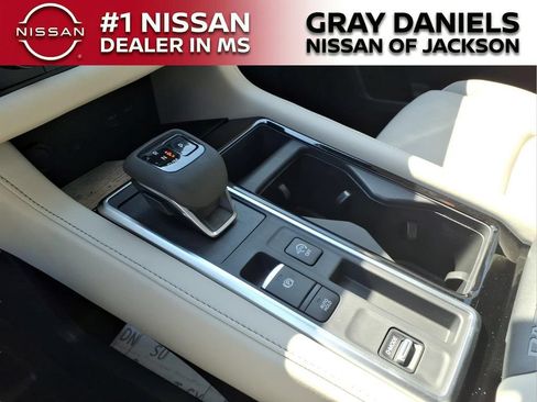 New 2026 Nissan Pathfinder SL w/ Cargo Package FWD image 19