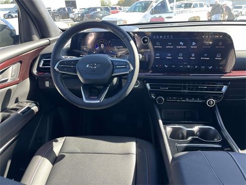 New 2026 Chevrolet Traverse Z71 w/ Driver Confidence Package image 9