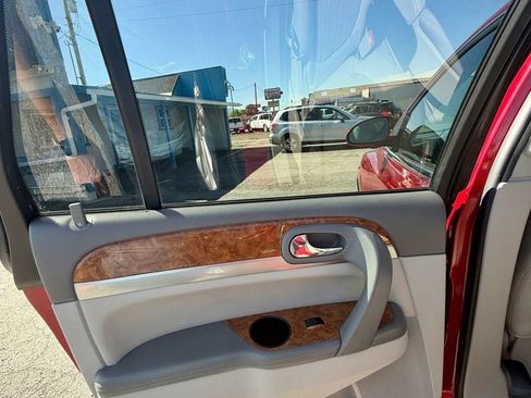 Used 2012 Buick Enclave Leather AWD/4WD image 24