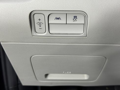 Used 2021 Kia Sorento S image 16