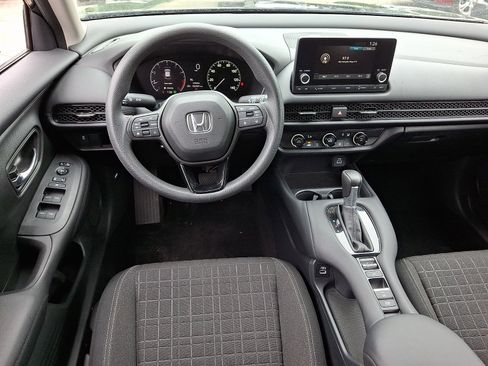 Certified 2023 Honda HR-V LX image 11
