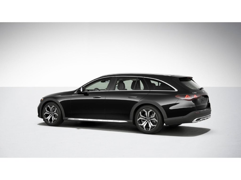 Used 2024 Mercedes-Benz E 450 4MATIC All-Terrain Wagon image 31