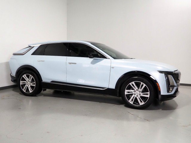Used 2024 Cadillac Lyriq Tech AWD/4WD image 1
