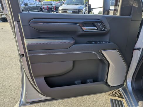 Used 2026 GMC Sierra 2500 AT4X AWD/4WD image 15