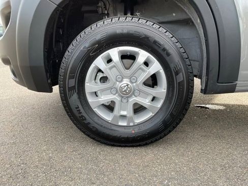 New 2026 RAM ProMaster 2500 w/ Quick Order Package 22G SLT image 27