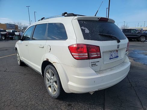 Used 2010 Dodge Journey SXT w/ Flexible Seating Group image 8