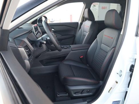 New 2026 Nissan Rogue SV image 8