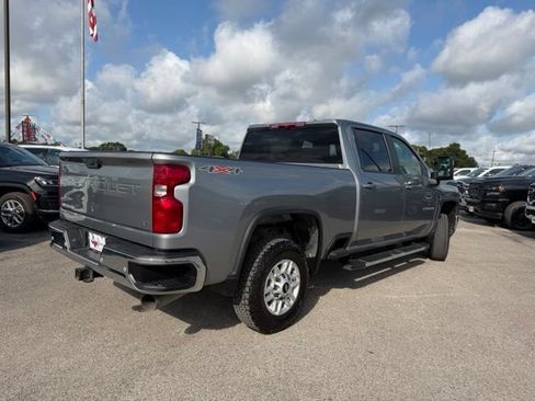 Used 2025 Chevrolet Silverado 2500 LT w/ Safety Package AWD/4WD image 6