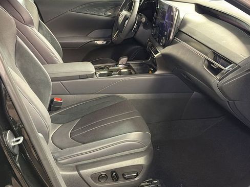 Certified 2024 Lexus RX 500h F Sport image 9