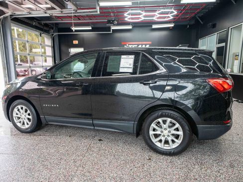 Used 2018 Chevrolet Equinox LT image 2