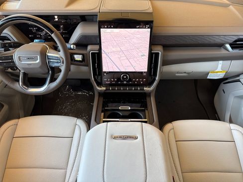 New 2026 GMC Yukon XL Denali AWD/4WD image 13